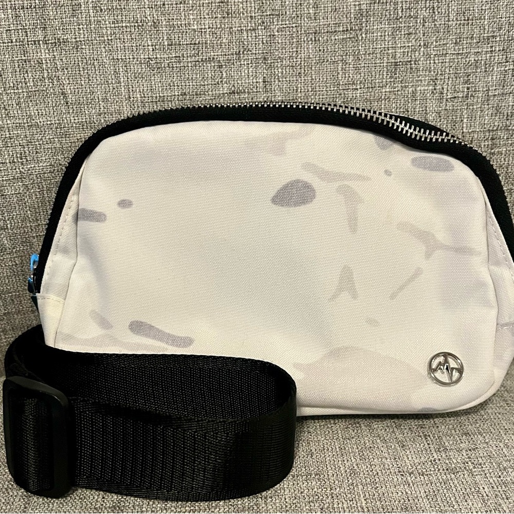 🌟 Perfect Belt Bag🌟